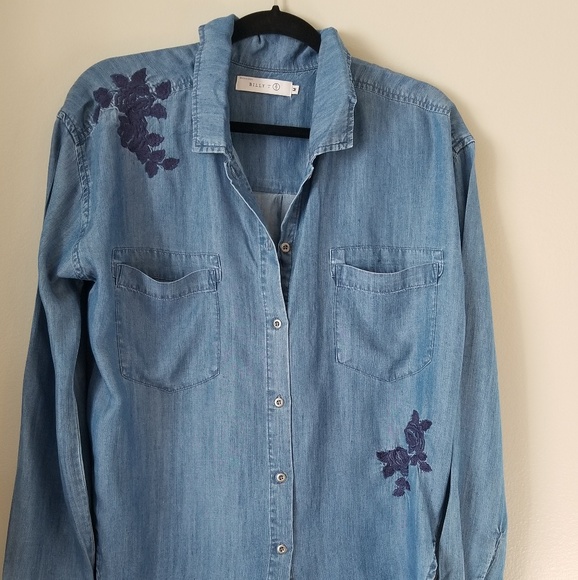 Billy T Denim Long Button Front Shirt - Picture 2 of 5